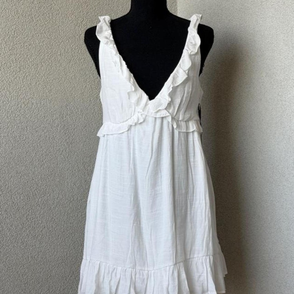 Liberty Love White babydoll dress with ruffles and tie back  Size M NWT
